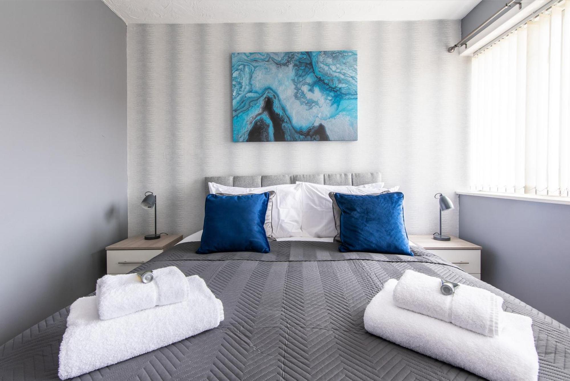 3 Bed Apartment - Perfect For Contractors Near Liverpool Airport Hale  Zewnętrze zdjęcie